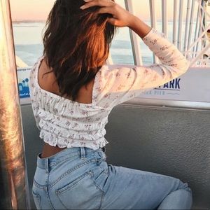 Cute Urban Outfitter floral crop top